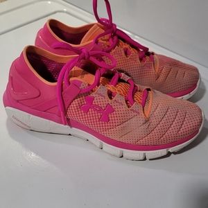 Womens under Armour running shoes
